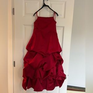 Special occasion red girls dress - size 6